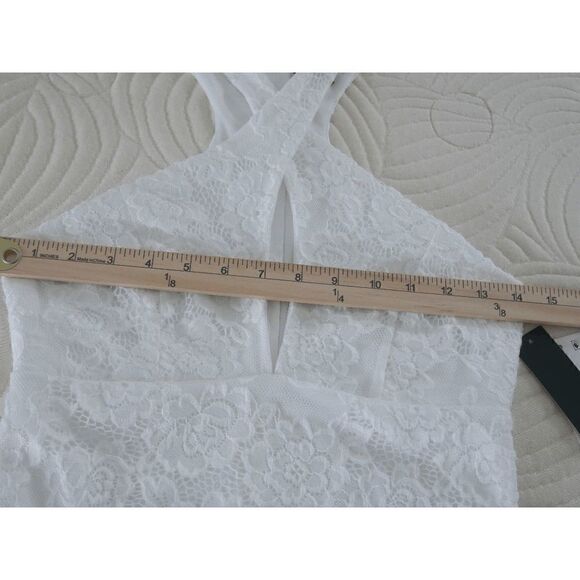 TRIXXI Juniors' Lace Halter Bodycon Dress White Size 3 - Picture 3 of 7
